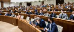 poslanci parlament