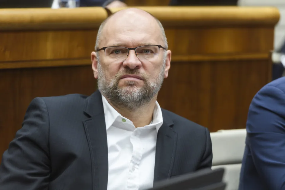 Read more about the article Sulík: Európska komisia ponúka Maďarsku “peniaze za poslúchanie”, podmieňuje eurofondy požiadavkami
