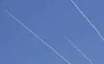 Rakety vystrelené z pásma Gazy na Izrael 15. mája 2021.