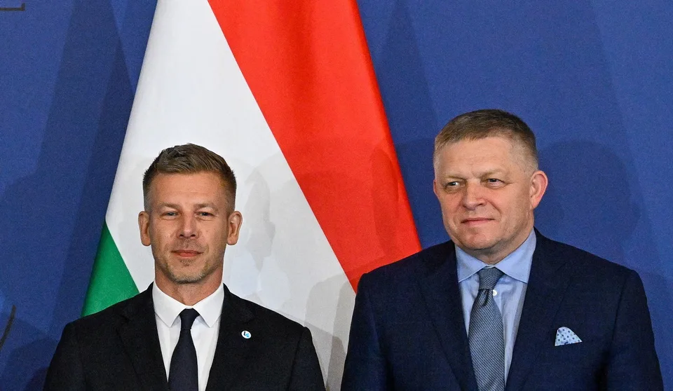 You are currently viewing Po rokoch sa otvára citlivá téma: Fico a Magyar sa dohodli na spoločnom kroku v otázke Benešových dekrétov