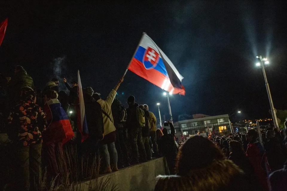Read more about the article Polícia: Muža, ktorý bol na bratislavskom proteste, zabila korona!