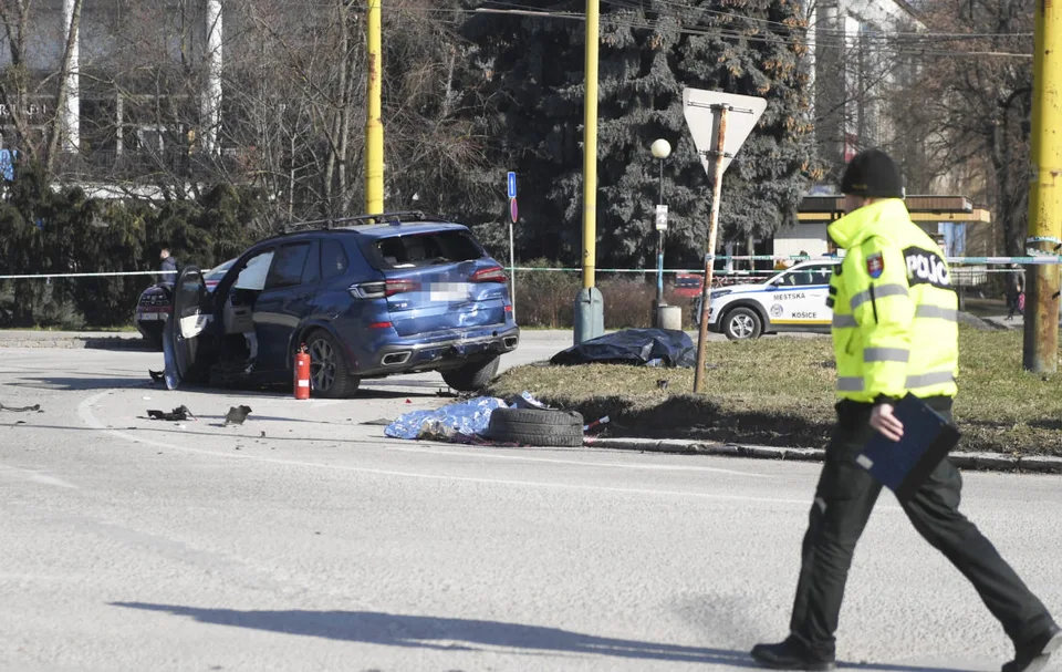 Read more about the article Pri tragickej nehode v Košiciach zomreli dvaja ľudia, štyria sa zranili