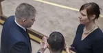 Vľavo Robert Fico (SMER-SD) a vpravo Veronika Remišová (Za ľudí).