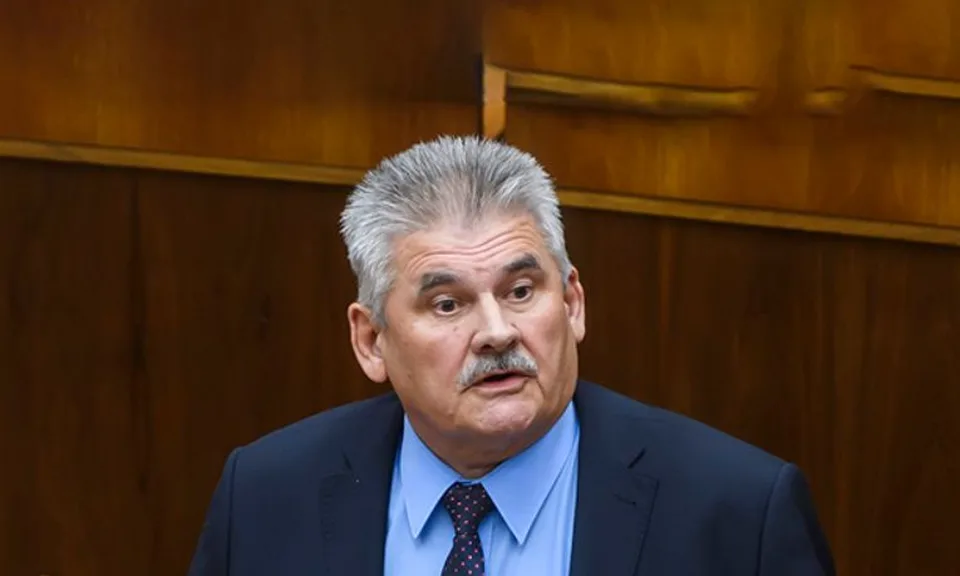 Read more about the article Richter hodnotí: Bol to rok pre ľudí. Toto dosiahla Ficova vláda za prvých 12 mesiacov