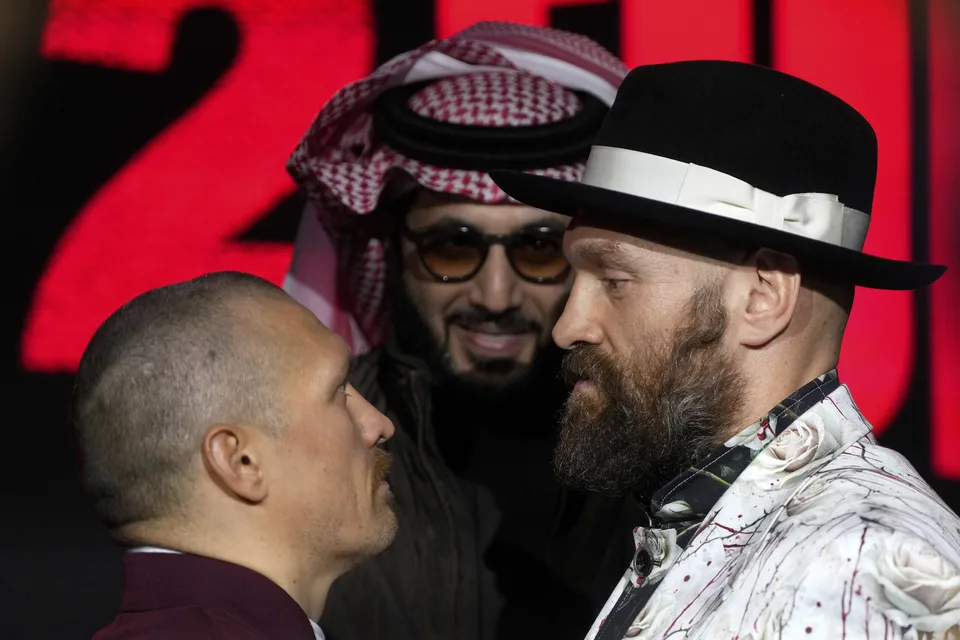 Read more about the article Ohromujúce sumy boli potvrdené. Koľko presne zarobili Usyk a Fury za ich odvetný duel?