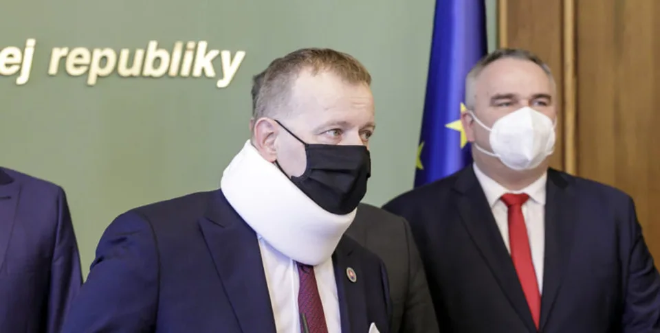 Read more about the article VIDEO Kollár má už toho plné zuby: Prestaňte sa správať ako malé deti na pieskovisku!