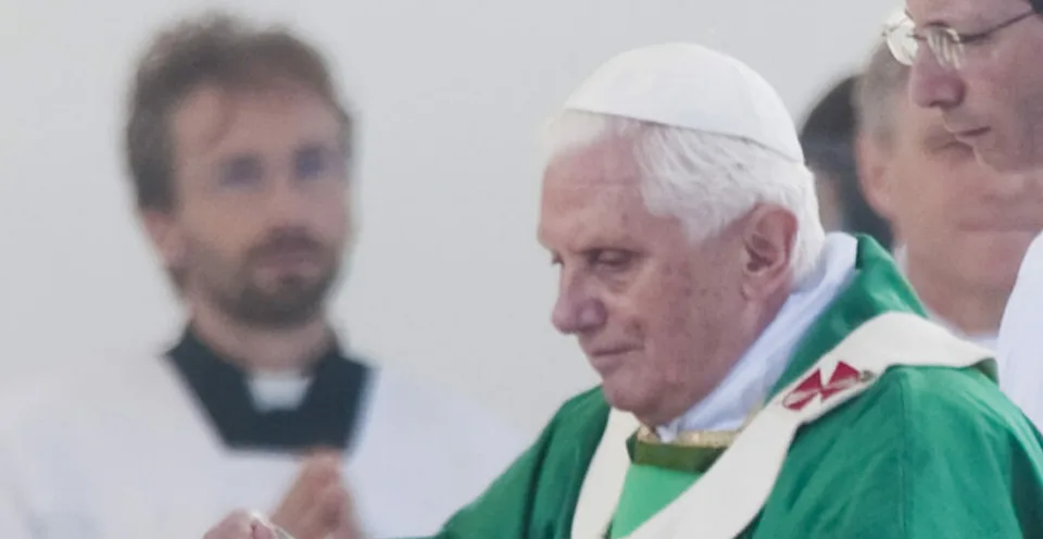Read more about the article Najstarší pápež v dejinách sa dožíva 95 rokov! Kto je vlastne nemecký rodák Ratzinger?