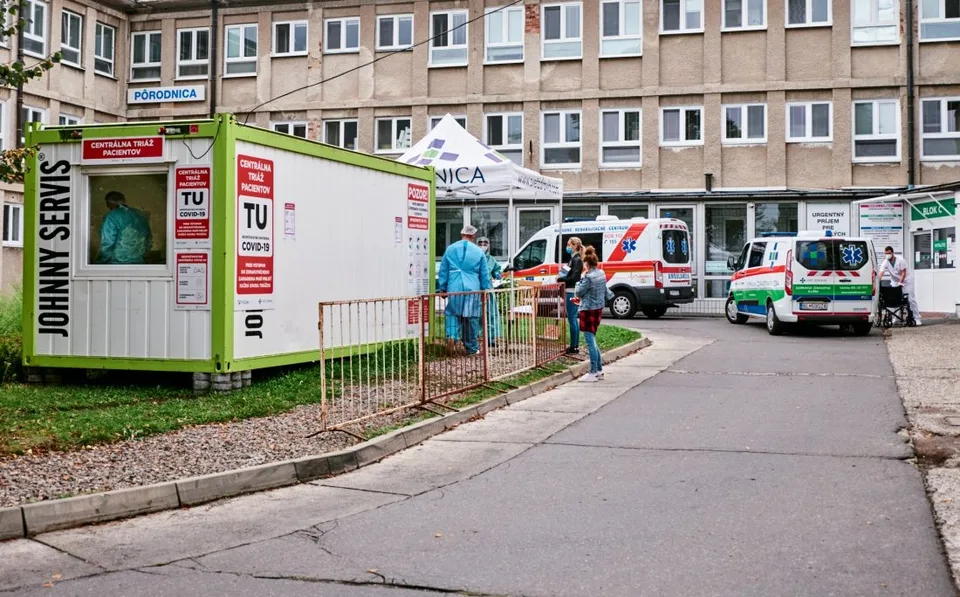 Read more about the article V žiarskej nemocnici je hospitalizovaných 11 pacientov s COVID-19