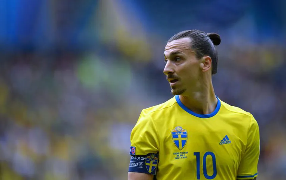 Read more about the article Zlatan Ibrahimovič ohlásil návrat do švédskej reprezentácie!