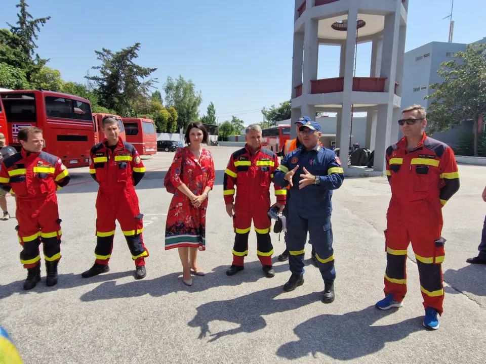 Read more about the article Grécky ostrov Rodos sužujú lesné požiare, úrady evakuujú ľudí, aj Slovákov. Pomáhajú aj slovenskí hasiči!