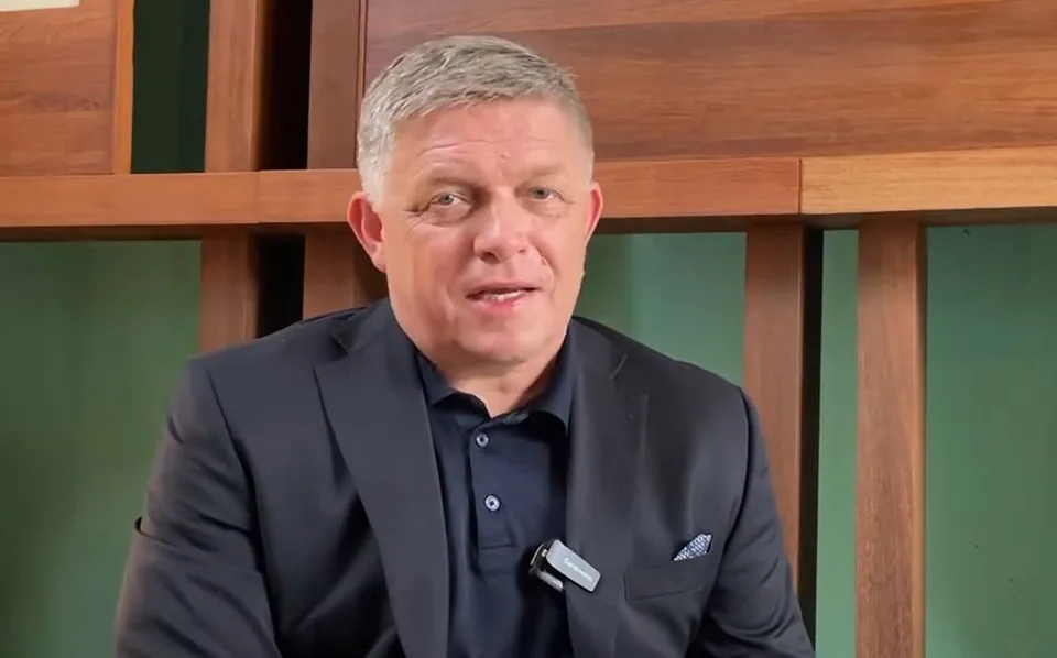 Read more about the article VIDEO Fico: Nikdy nezabúdajme na Slovensko, nech sa okolo nás deje čokoľvek!