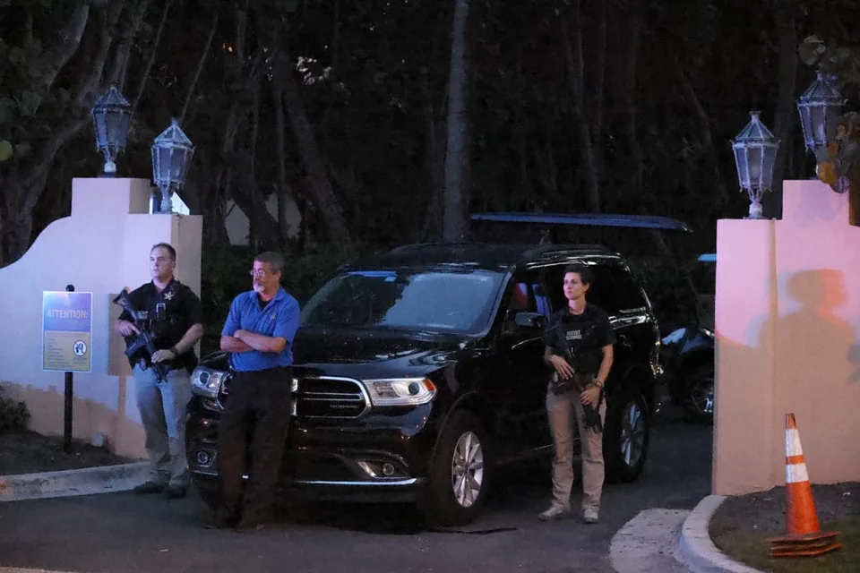 Read more about the article Zverejnili príkaz na raziu u Trumpa! Prečo do sídla exprezidenta USA nabehli agenti FBI?