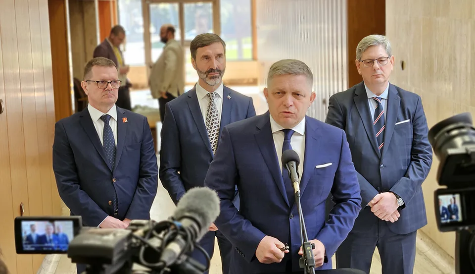 Read more about the article KOMENTÁR Novinári nie sú nevinní robotníci písmen, majú reálnu zodpovednosť