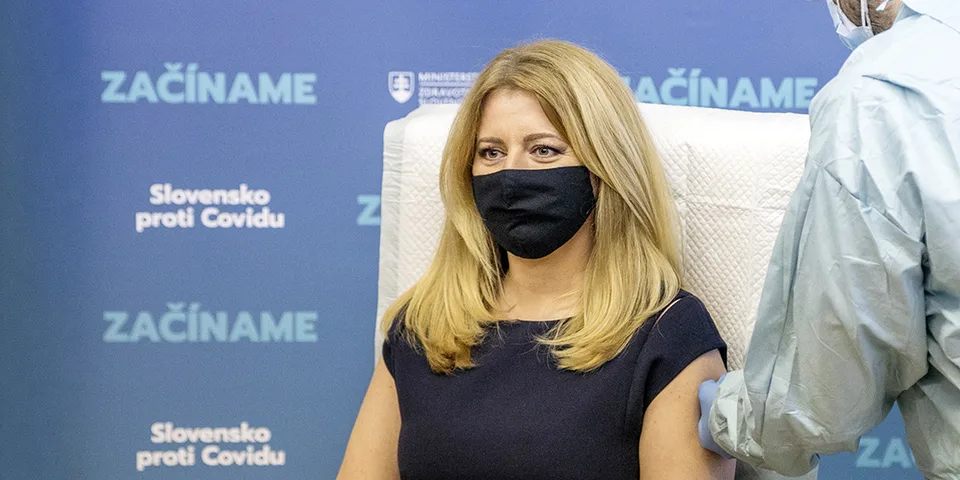 Read more about the article VIDEO Čaputová je už zaočkovaná! Takto dostali do tela vakcínu aj ďalší naši politici