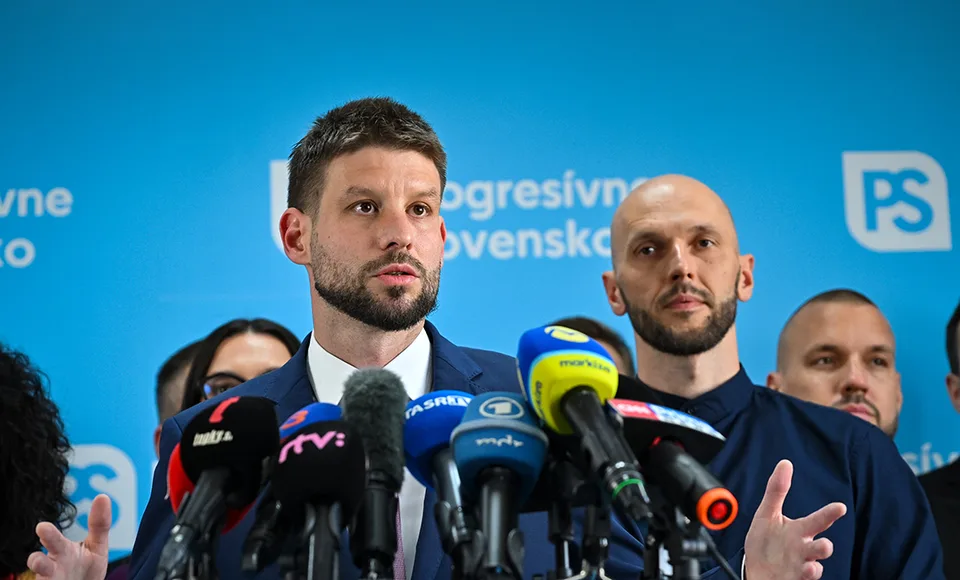 Read more about the article Progresívci robia nábor inzerátom cez pracovný portál, vyznieva to zvláštne a zúfalo