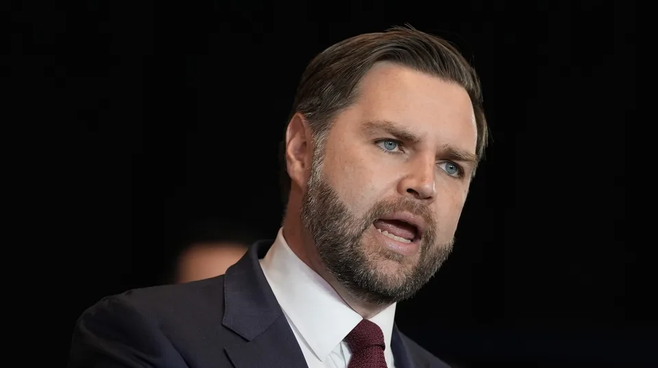 Read more about the article Americká delegácia s viceprezidentom Vanceom priletela do Pakistanu na rokovania s Iránom
