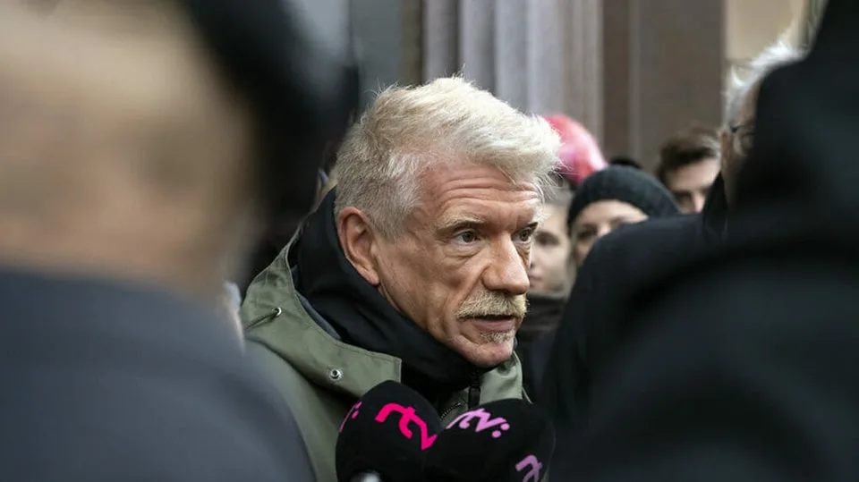 Read more about the article VIDEO Stanke sa ozval na podporu Ukrajiny! „Zapredanci! Koľko ti sľúbili?,“ pýtajú sa ľudia