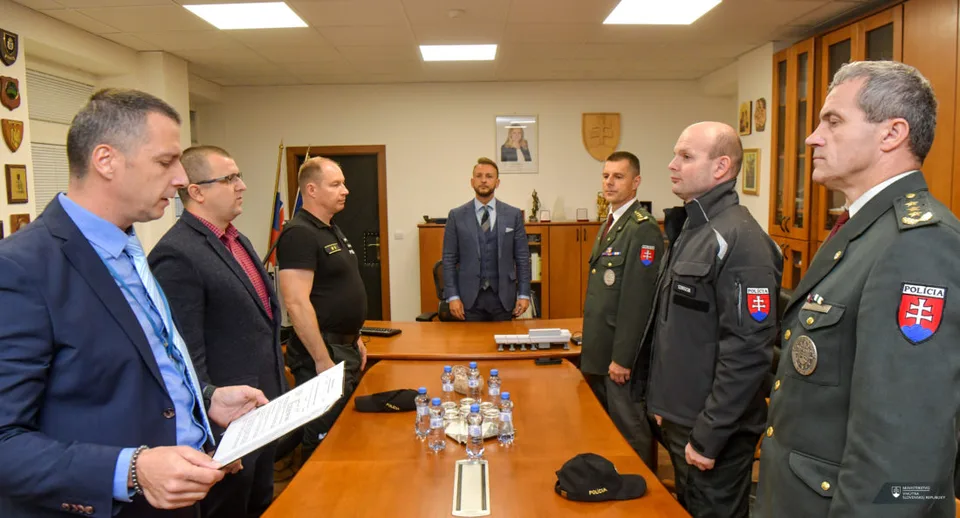 You are currently viewing Hamran skončil, kto ho však nahradí? Minister Šutaj Eštok poveril vedením polície TOHTO muža!