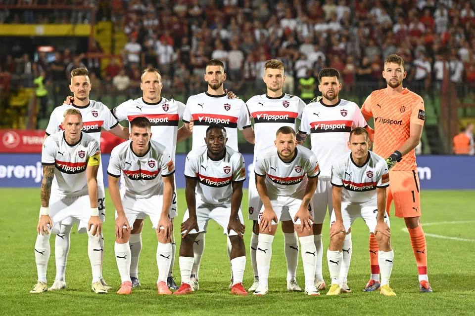 Read more about the article Bezgólová remíza v Sarajeve. Rozhodne sa v Trnave