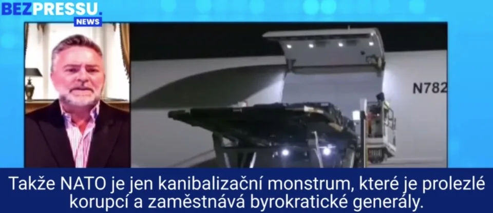 Read more about the article VIDEO NATO je len kanibalizačné monštrum, ktoré je popretkávané korupciou, tvrdí Scott Bennett