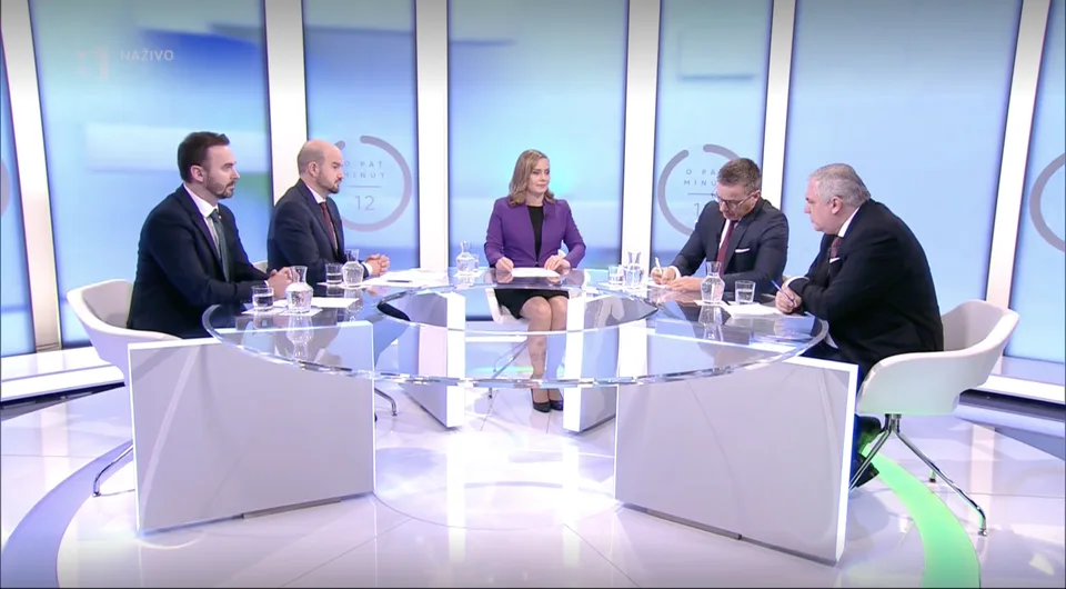 Read more about the article Komentár: Povolebné debaty 