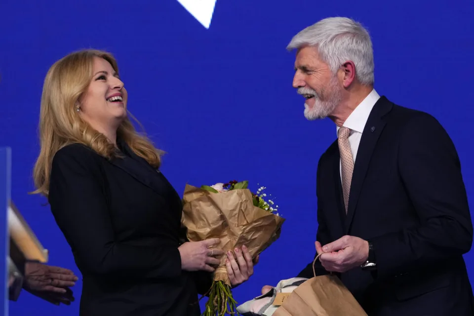 Read more about the article VIDEO Český novinár na pranieri za otázku o Donbase. Ruskú redaktorku z hradu demokrata Pavla vyviedli!