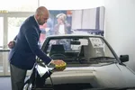 Športový osobný automobil značky Ford, ktorý kedysi patril britskej princeznej Diane, vydražili za 737.000 libier (871.000 eur) v sobotu 27. augusta 2022.