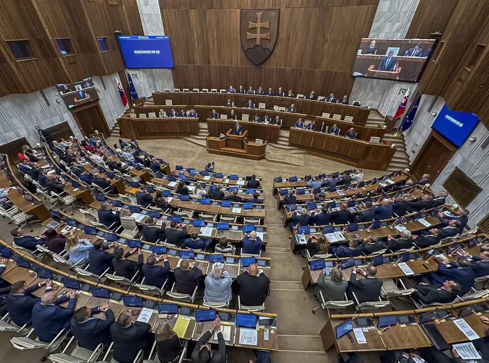 Read more about the article Zmeny v 13. dôchodku: Kto bude mať nárok a akú sumu dostane?