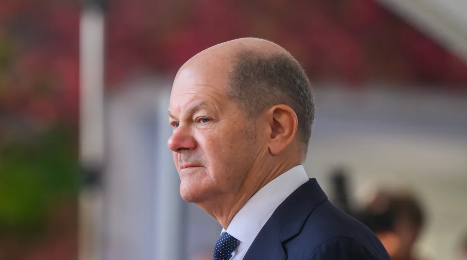 Read more about the article Využitie jadrovej energie: Scholz zvažuje nový prístup k energetike pre nemecký priemysel
