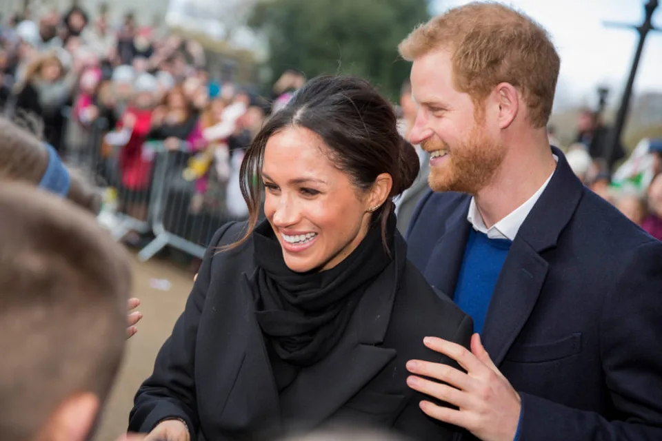 Read more about the article Princ Harry a Meghan oslavujú: Narodilo sa im bábätko!