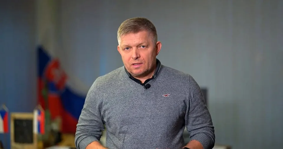 Read more about the article VIDEO Fico vyzýva občanov: Poďme protestovať proti najneschopnejšej vláde a prezidentke!