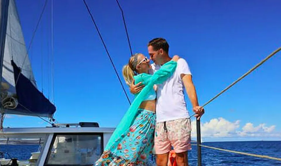 Read more about the article Paris Hilton má svadobnú cestu snov. Sedem týždňov v raji