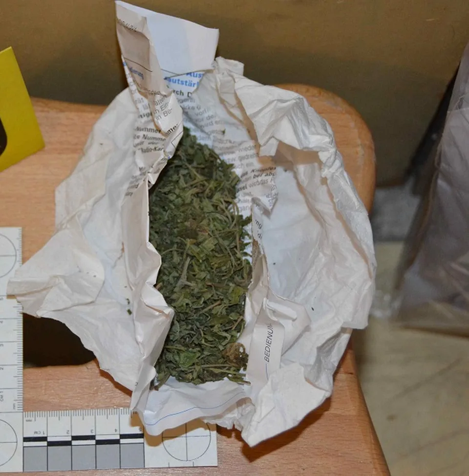 Read more about the article Policajti zaistili počas protidrogovej akcie na Liptove pervitín a marihuanu