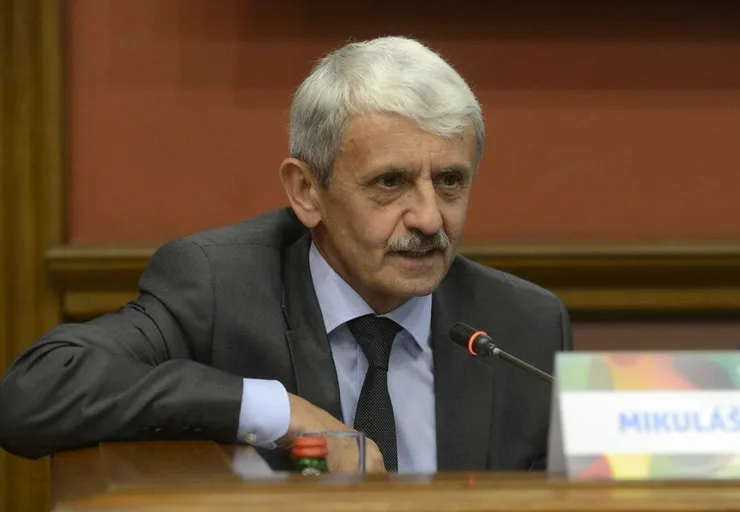 Mikuláš Dzurinda