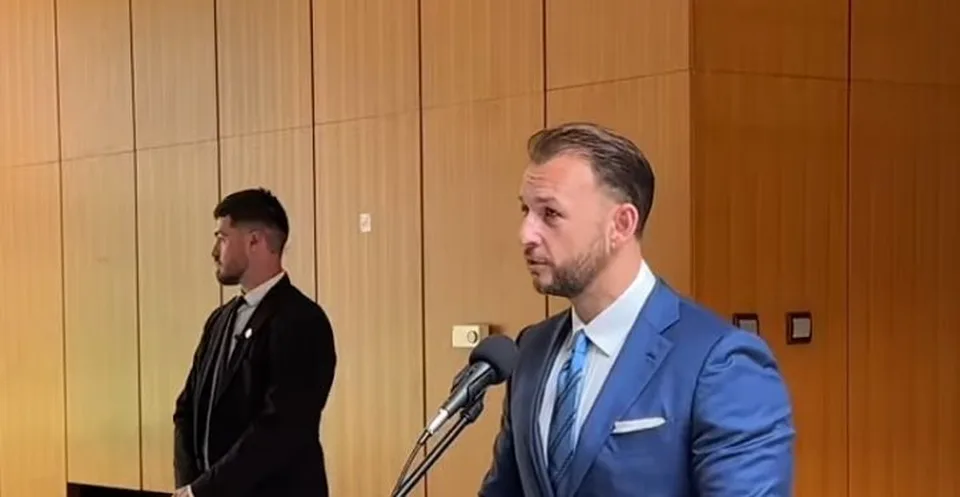 Read more about the article VIDEO eReport v centre diania: Šutaj Eštok informuje o pripravovaných opatreniach v rámci tzv. lex atentátu