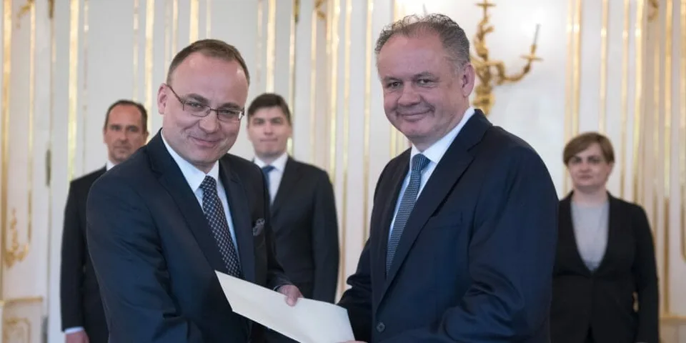 Read more about the article Slovenský veľvyslanec dostal vyznamenanie vo Vatikáne: Ocenil ho  pápež!