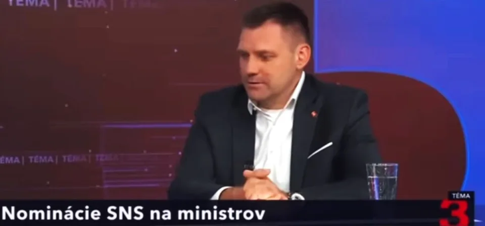 Read more about the article Huliak neprešiel, nastupuje Taraba! Nepomohla ani demonštrácia!