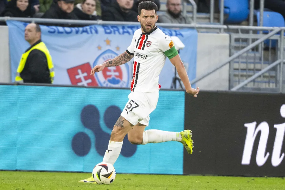 Read more about the article Spartakovci vyhrali derby na Slovane