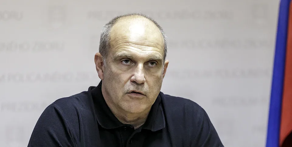 Read more about the article Nikto nič neporušil: Lučanský si mal zranenia spôsobiť sám!
