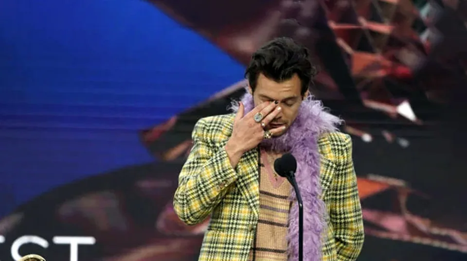 Read more about the article Britský spevák Harry Styles získal BRIT Awards v štyroch kategóriách