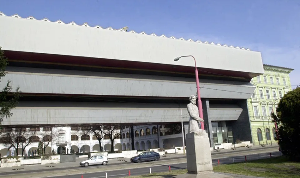 Read more about the article Slovenská národná galéria sa ohradzuje voči zavádzajúcemu článku Denníka N