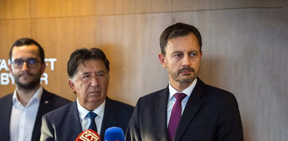 Read more about the article Skutok sa teda nestal? Heger a Budaj: Dotácia pre Vlčanovu firmu zatiaľ nebola vyplatená
