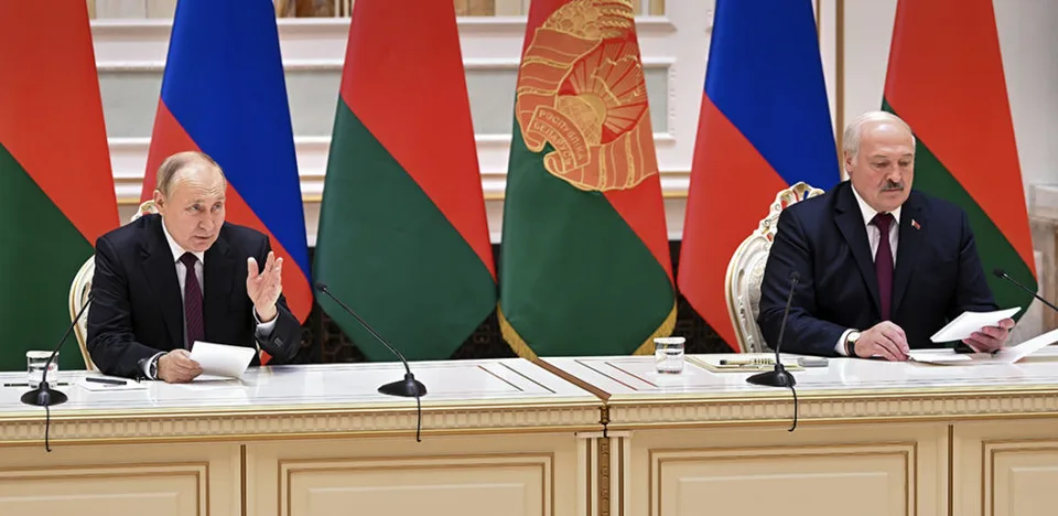 Read more about the article Putin sa stretol s Lukašenkom: Kyjev to označil za politické divadlo!