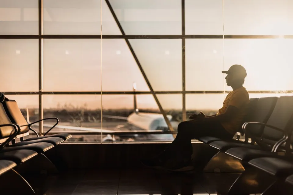 Read more about the article Stovky turistov uviazli na známom letisku: Lety budú pozastavené až do stredy