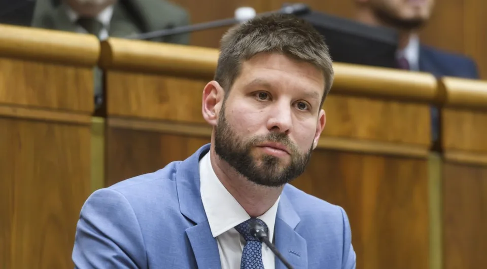 Read more about the article Šimečka: Opozícia na odpoveď prezidentovi počká, Fico je ten, kto mení zahraničnú orientáciu