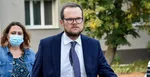 Na snímke advokát Peter Kubina prichádza na Okresný súd (OS) Bratislava III, 15. septembra 2021 v Bratislave.