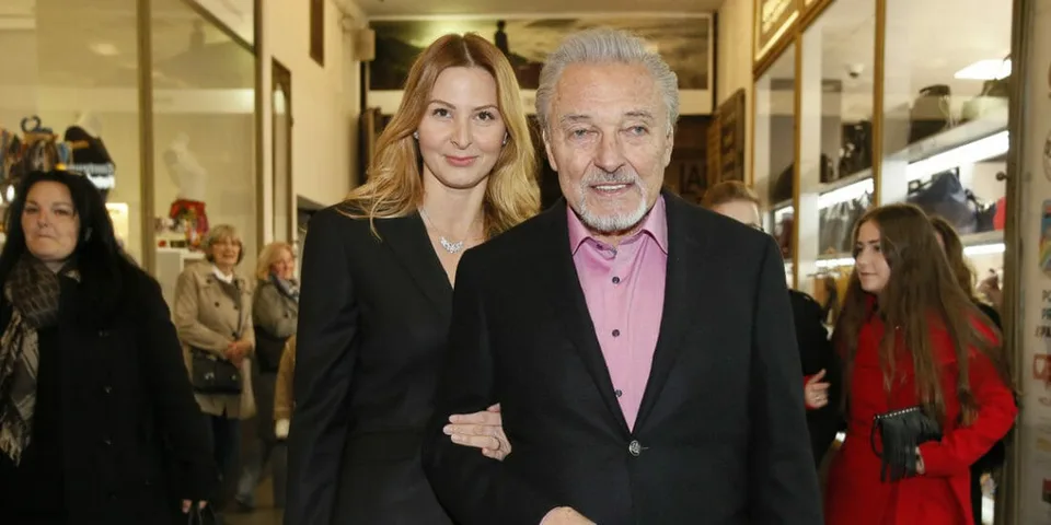 Read more about the article VIDEO Ivana Gottová potešila fanúšikov novými zábermi s Karlom