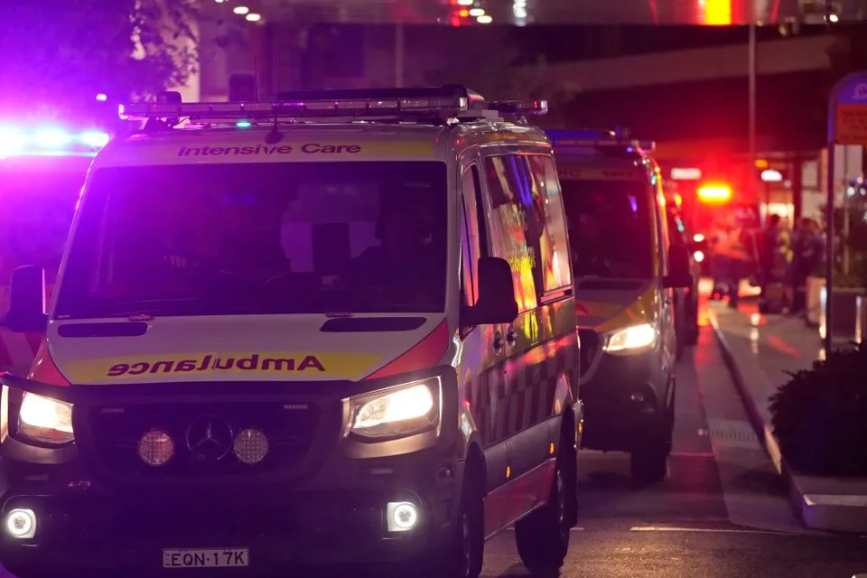 Read more about the article Hrôza v nákupnom centre v Sydney: Dvojica páchateľov dobodala na smrť viacero osôb, jedného zastrelili
