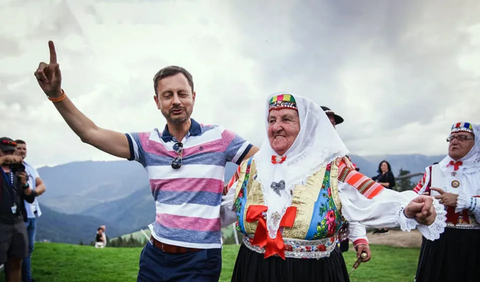 Read more about the article Heger zlyhal. Prídeme o niektoré eurofondy? Taraba: Nič také neschopné ešte v politike nebolo!