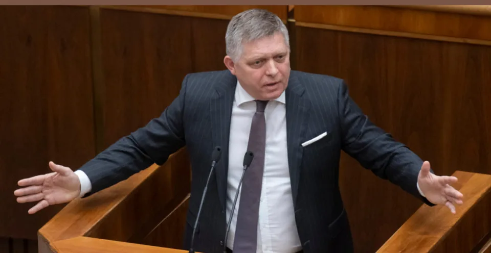 Read more about the article Fico: EÚ sa Američanmi nechá ťahať ako na vôdzke! Je to slepé vazalstvo